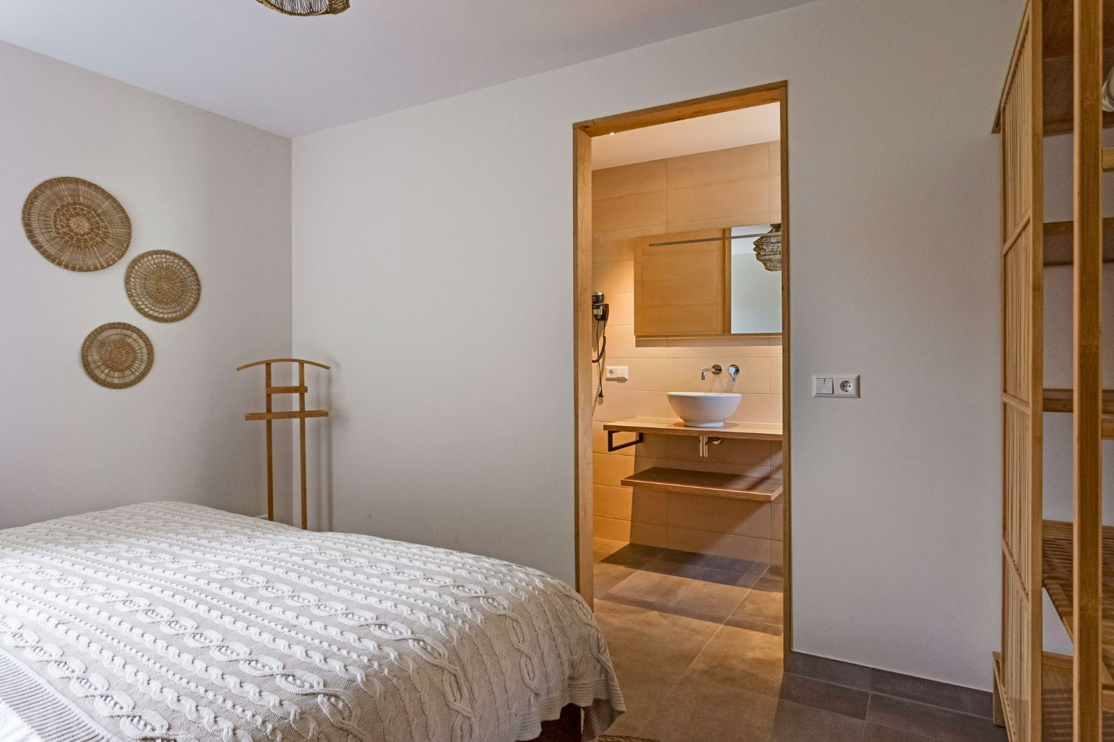 Renesse, Horizon 73 - Image 10