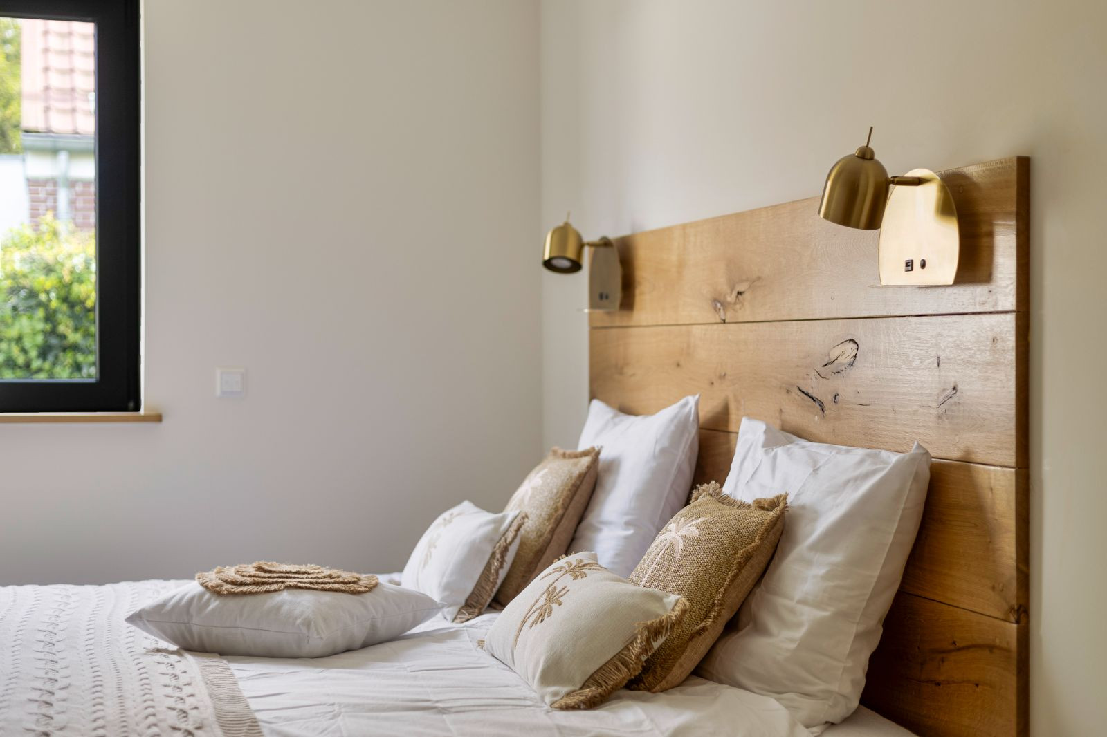 Renesse, Horizon 73 - Image 15