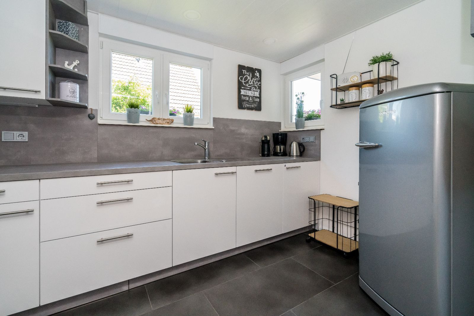 Renesse, Horizon 65, "Lost at Sea" - Image 10