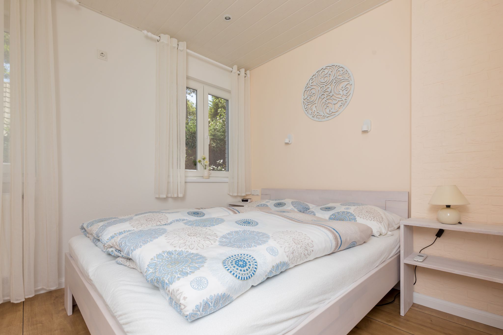 Renesse, Horizon 65, "Lost at Sea" - Image 11